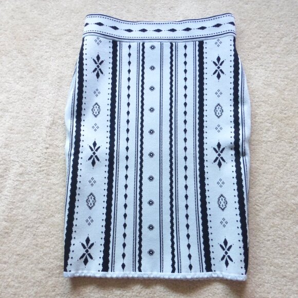 GUESS baby blue jacquard print bandage bodycon knee length skirt - Picture 1 of 5